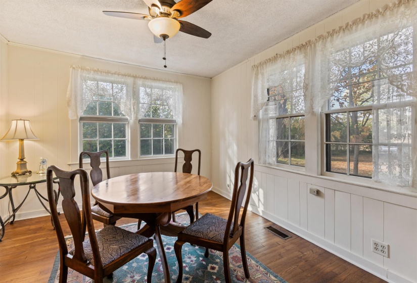 125 KEOUGH RD, Collierville, Tennessee 38017, 3 Bedrooms Bedrooms, 7 Rooms Rooms,2 BathroomsBathrooms,Residential,For Sale,KEOUGH,10210123