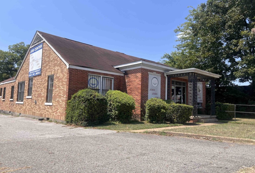 2279 LAMAR AVE, Memphis, Tennessee 38114, ,Commercial/industrial,For Sale,LAMAR,10180294