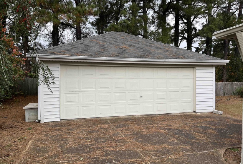 1987 SONNING DR, Germantown, Tennessee 38138, 4 Bedrooms Bedrooms, 8 Rooms Rooms,2 BathroomsBathrooms,Residential,For Sale,SONNING,10210178