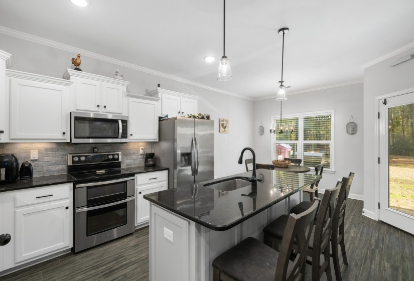 4750 GERMANTOWN RD, Bartlett, Tennessee 38002, 5 Bedrooms Bedrooms, 8 Rooms Rooms,2 BathroomsBathrooms,Residential,For Sale,GERMANTOWN,10210223