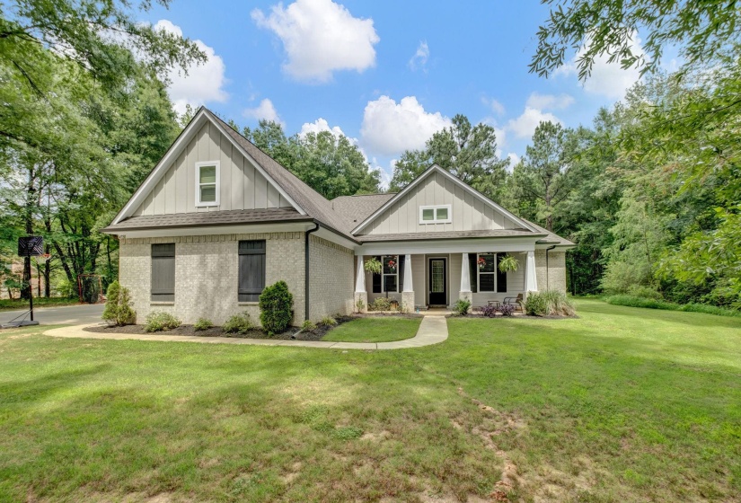 4750 GERMANTOWN RD, Bartlett, Tennessee 38002, 5 Bedrooms Bedrooms, 8 Rooms Rooms,2 BathroomsBathrooms,Residential,For Sale,GERMANTOWN,10210223