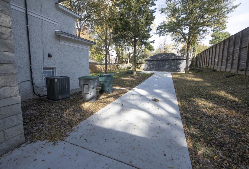 1930 PEABODY AVE, Memphis, Tennessee 38104, 4 Bedrooms Bedrooms, 9 Rooms Rooms,2.1 BathroomsBathrooms,Residential,For Sale,PEABODY,10210298
