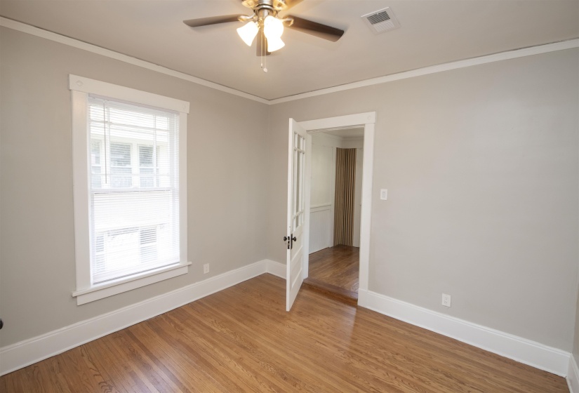 1930 PEABODY AVE, Memphis, Tennessee 38104, 4 Bedrooms Bedrooms, 9 Rooms Rooms,2.1 BathroomsBathrooms,Residential,For Sale,PEABODY,10210298