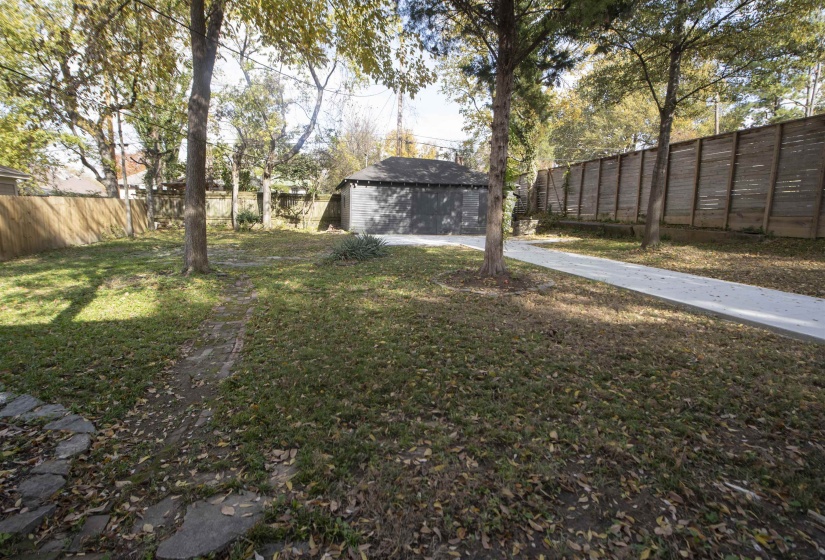 1930 PEABODY AVE, Memphis, Tennessee 38104, 4 Bedrooms Bedrooms, 9 Rooms Rooms,2.1 BathroomsBathrooms,Residential,For Sale,PEABODY,10210298