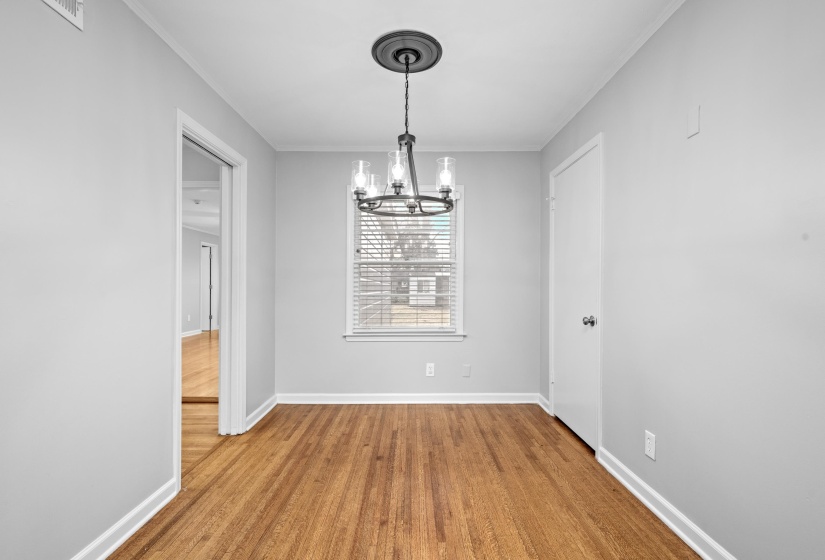 1453 COLONIAL RD, Memphis, Tennessee 38117, 3 Bedroom Bedrooms, 7 Room Rooms,2 BathroomBathrooms,Rental Properties,For Sale,COLONIAL,0,10210309