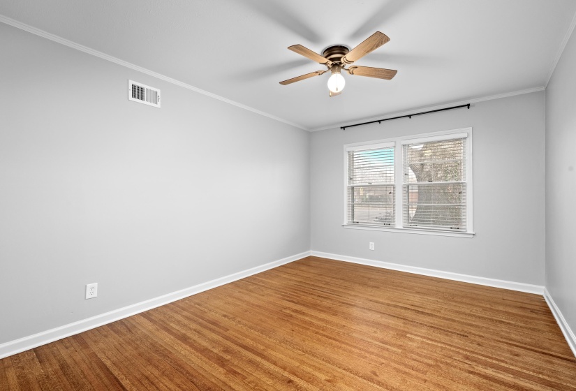 1453 COLONIAL RD, Memphis, Tennessee 38117, 3 Bedroom Bedrooms, 7 Room Rooms,2 BathroomBathrooms,Rental Properties,For Sale,COLONIAL,0,10210309