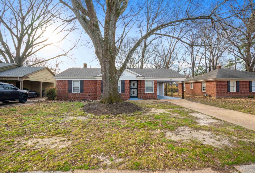 1453 COLONIAL RD, Memphis, Tennessee 38117, 3 Bedroom Bedrooms, 7 Room Rooms,2 BathroomBathrooms,Rental Properties,For Sale,COLONIAL,0,10210309