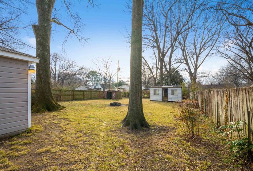 1453 COLONIAL RD, Memphis, Tennessee 38117, 3 Bedroom Bedrooms, 7 Room Rooms,2 BathroomBathrooms,Rental Properties,For Sale,COLONIAL,0,10210309