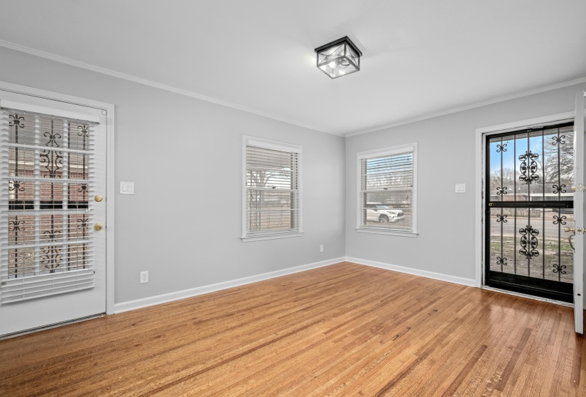 1453 COLONIAL RD, Memphis, Tennessee 38117, 3 Bedroom Bedrooms, 7 Room Rooms,2 BathroomBathrooms,Rental Properties,For Sale,COLONIAL,0,10210309