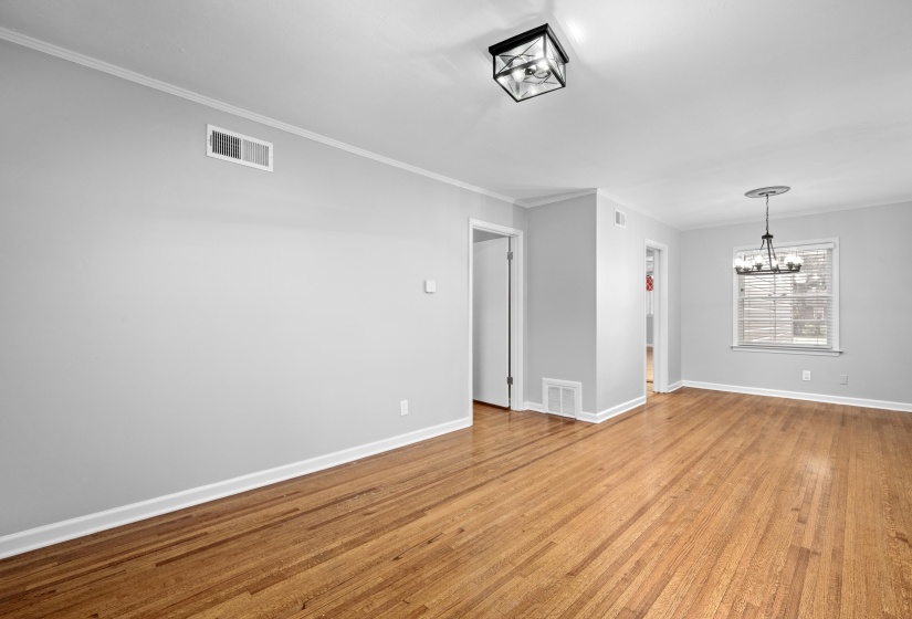 1453 COLONIAL RD, Memphis, Tennessee 38117, 3 Bedroom Bedrooms, 7 Room Rooms,2 BathroomBathrooms,Rental Properties,For Sale,COLONIAL,0,10210309