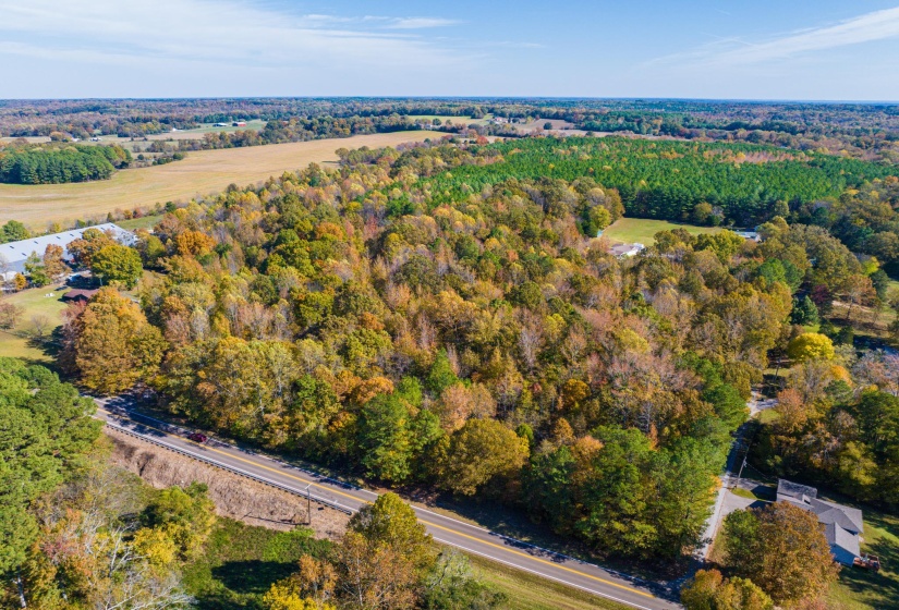 Aerial view of property and surrounding area