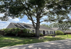 1889 ALLENBY RD, Germantown, Tennessee 38139, 2 Bedrooms Bedrooms, 5 Rooms Rooms,2 BathroomsBathrooms,Residential,For Sale,ALLENBY,10210496 1889 ALLENBY RD, Germantown, Tennessee 38139, 2 Bedrooms Bedrooms, 5 Rooms Rooms,2 BathroomsBathrooms,Residential,For Sale,ALLENBY,10210496
