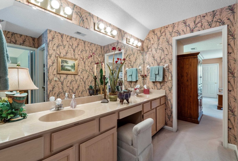 3424 LAKE POINTE CV, Memphis, Tennessee 38125, 4 Bedroom Bedrooms, 8 Room Rooms,3.1 BathroomBathrooms,Residential,For Sale,LAKE POINTE,0,10210608
