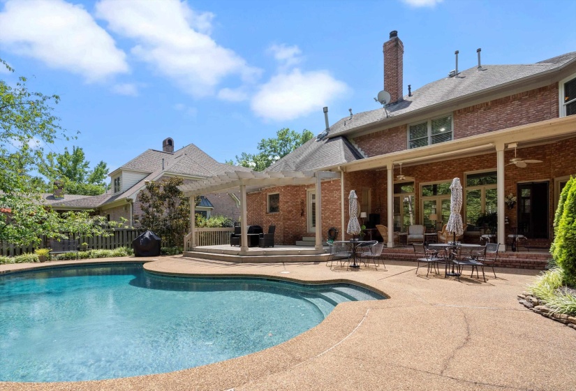 3424 LAKE POINTE CV, Memphis, Tennessee 38125, 4 Bedroom Bedrooms, 8 Room Rooms,3.1 BathroomBathrooms,Residential,For Sale,LAKE POINTE,0,10210608