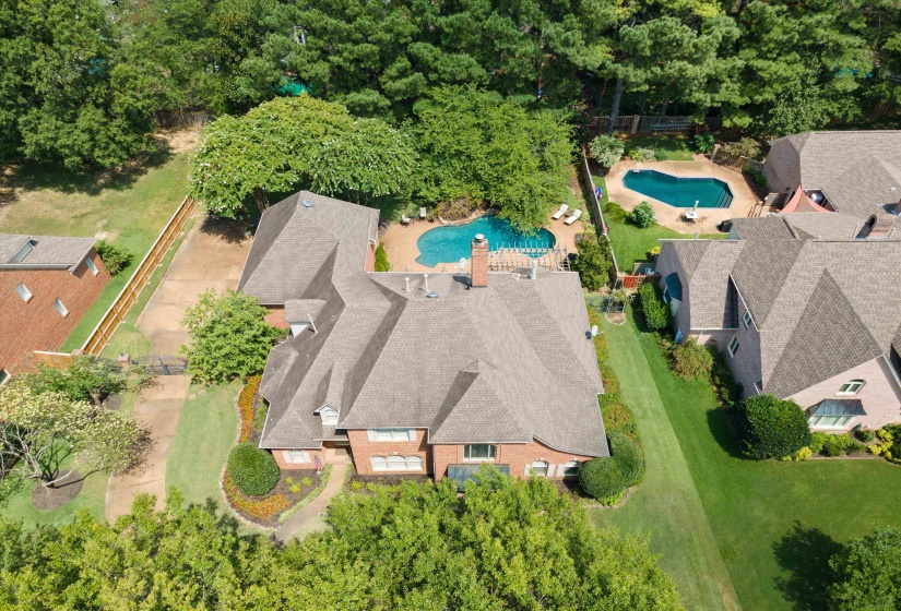 3424 LAKE POINTE CV, Memphis, Tennessee 38125, 4 Bedroom Bedrooms, 8 Room Rooms,3.1 BathroomBathrooms,Residential,For Sale,LAKE POINTE,0,10210608