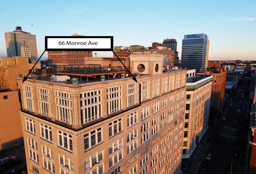 66 MONROE AVE, Memphis, Tennessee 38103, 3 Bedroom Bedrooms, 8 Room Rooms,3.1 BathroomBathrooms,Residential,For Sale,MONROE,0,10210676
