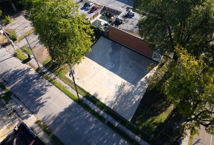 Aerial view of property and surrounding area
