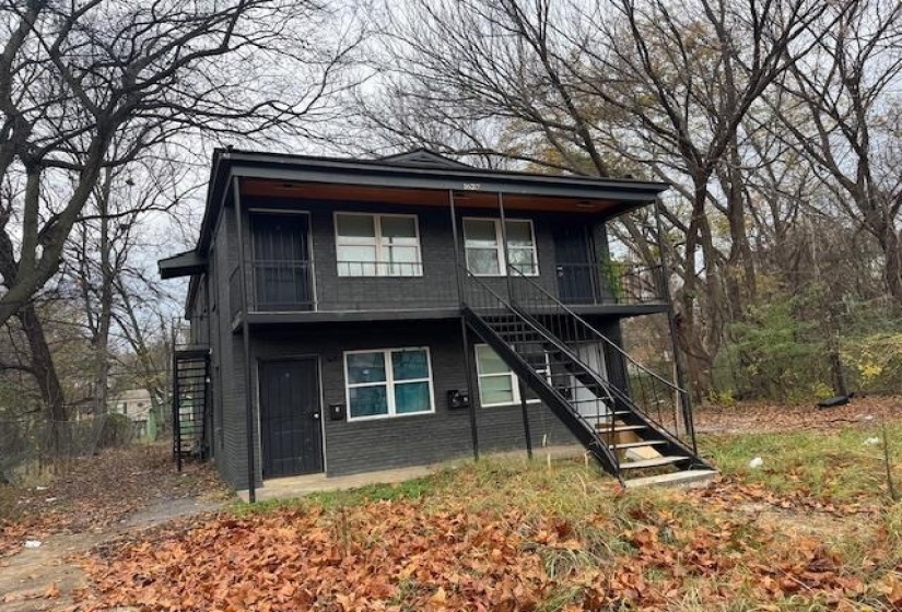 1627 BARTON ST, Memphis, Tennessee 38106, 8 Bedroom Bedrooms, 20 Room Rooms,4 BathroomBathrooms,Residential,For Sale,BARTON,0,10210685