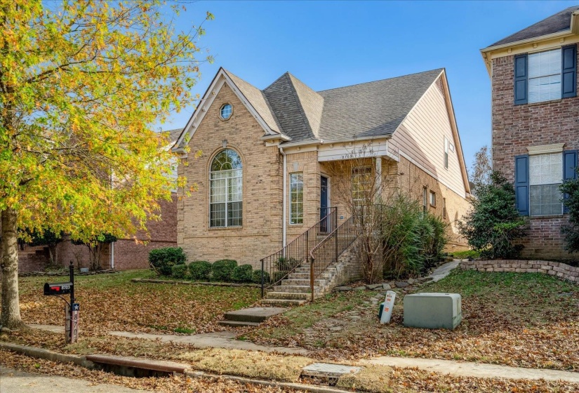 8703 ROGERS PARK AVE, Cordova, Tennessee 38016, 4 Bedroom Bedrooms, 7 Room Rooms,2.1 BathroomBathrooms,Residential,For Sale,ROGERS PARK,0,10210696