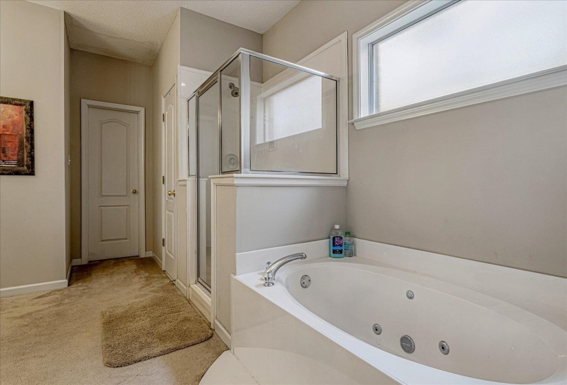 8703 ROGERS PARK AVE, Cordova, Tennessee 38016, 4 Bedroom Bedrooms, 7 Room Rooms,2.1 BathroomBathrooms,Residential,For Sale,ROGERS PARK,0,10210696