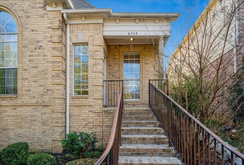 8703 ROGERS PARK AVE, Cordova, Tennessee 38016, 4 Bedroom Bedrooms, 7 Room Rooms,2.1 BathroomBathrooms,Residential,For Sale,ROGERS PARK,0,10210696