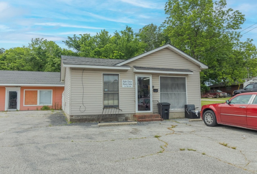 1125 COLLEGE ST, Brownsville, Tennessee 38012-2657, ,Commercial/industrial,For Sale,COLLEGE,10210722