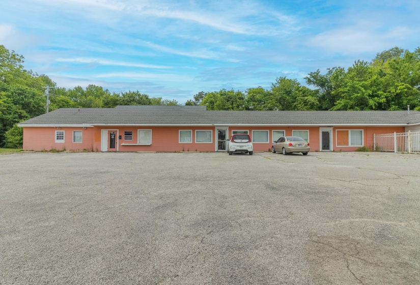 1125 COLLEGE ST, Brownsville, Tennessee 38012-2657, ,Commercial/industrial,For Sale,COLLEGE,10210722