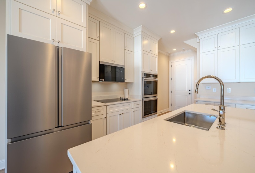 75B OASIS LN, Savannah, Tennessee 38372, 3 Bedrooms Bedrooms, 10 Rooms Rooms,3.1 BathroomsBathrooms,Residential,For Sale,OASIS,10210719