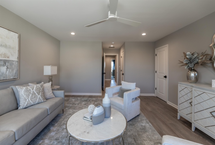 864 GOLDENROD WAY, Collierville, Tennessee 38017, 5 Bedrooms Bedrooms, 10 Rooms Rooms,3.1 BathroomsBathrooms,Residential,For Sale,GOLDENROD,10210936