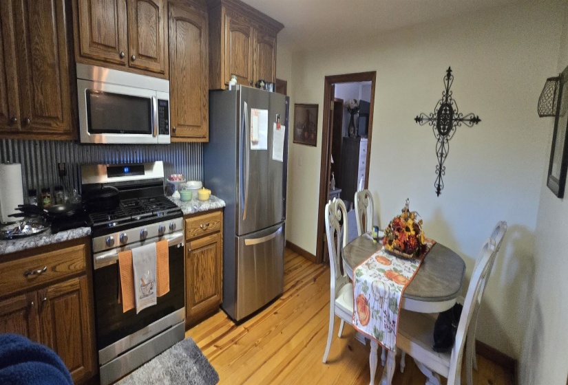 14760 125 HWY, Bolivar, Tennessee 38008, 2 Bedrooms Bedrooms, 6 Rooms Rooms,1 BathroomBathrooms,Residential,For Sale,125,10210951