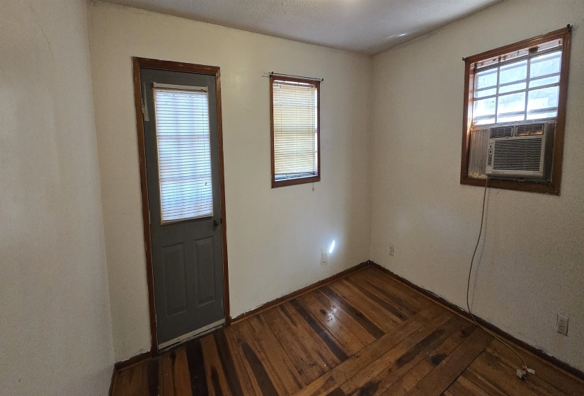2260 HEBRON RD, Middleton, Tennessee 38052-4154, 3 Bedrooms Bedrooms, 7 Rooms Rooms,1 BathroomBathrooms,Residential,For Sale,HEBRON,10210952