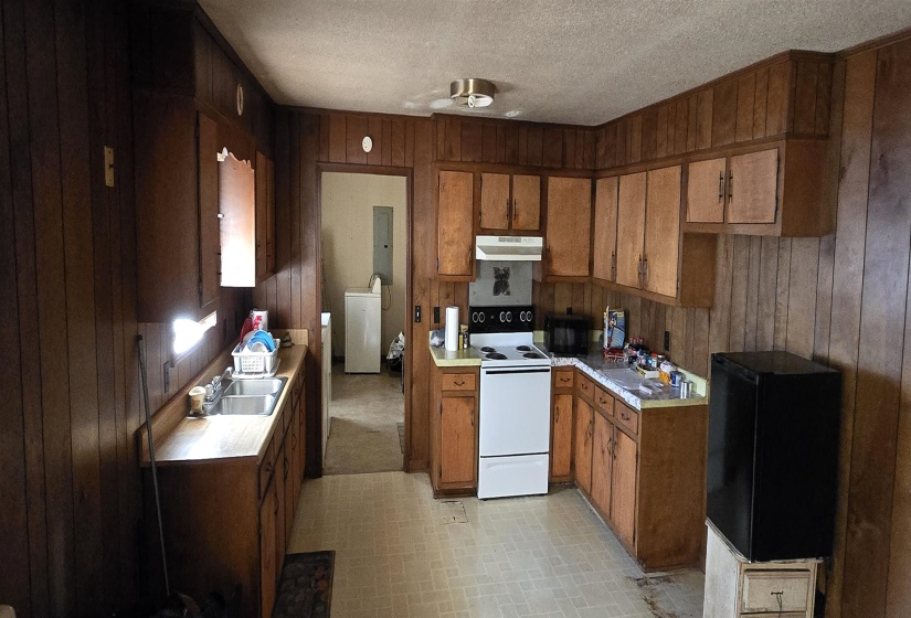 2260 HEBRON RD, Middleton, Tennessee 38052-4154, 3 Bedrooms Bedrooms, 7 Rooms Rooms,1 BathroomBathrooms,Residential,For Sale,HEBRON,10210952