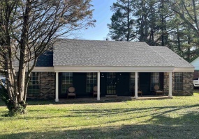 3010 FALKIRK RD, Memphis, Tennessee 38128, 3 Bedrooms Bedrooms, 7 Rooms Rooms,2 BathroomsBathrooms,Residential,For Sale,FALKIRK,10210956
