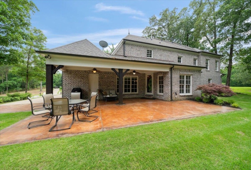 25 BRANSTON CV, Eads, Tennessee 38028, 4 Bedrooms Bedrooms, 10 Rooms Rooms,3.1 BathroomsBathrooms,Residential,For Sale,BRANSTON,10211036