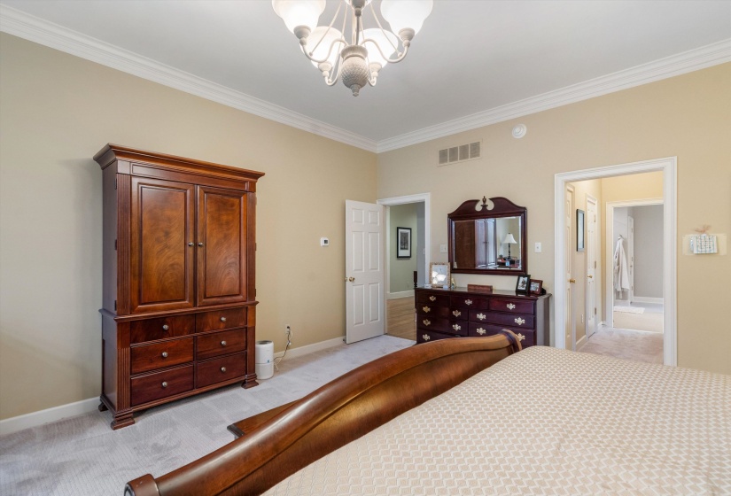 4792 WHITEHALL CV, Memphis, Tennessee 38117, 4 Bedrooms Bedrooms, 9 Rooms Rooms,4 BathroomsBathrooms,Residential,For Sale,WHITEHALL,10211039
