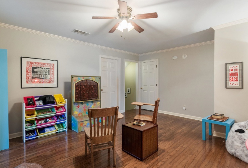 4792 WHITEHALL CV, Memphis, Tennessee 38117, 4 Bedrooms Bedrooms, 9 Rooms Rooms,4 BathroomsBathrooms,Residential,For Sale,WHITEHALL,10211039