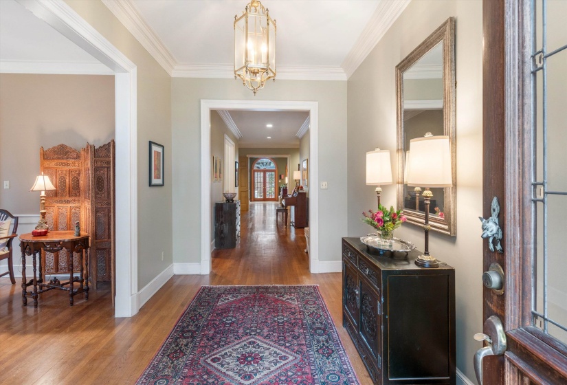 4792 WHITEHALL CV, Memphis, Tennessee 38117, 4 Bedrooms Bedrooms, 9 Rooms Rooms,4 BathroomsBathrooms,Residential,For Sale,WHITEHALL,10211039