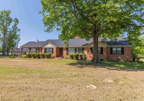 8453 HWY 45 S HWY, Ramer, Tennessee 38367, 3 Bedrooms Bedrooms, 8 Rooms Rooms,2 BathroomsBathrooms,Residential,For Sale,HWY 45 S,10211040 8453 HWY 45 S HWY, Ramer, Tennessee 38367, 3 Bedrooms Bedrooms, 8 Rooms Rooms,2 BathroomsBathrooms,Residential,For Sale,HWY 45 S,10211040