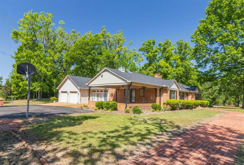 8453 HWY 45 S HWY, Ramer, Tennessee 38367, 3 Bedrooms Bedrooms, 8 Rooms Rooms,2 BathroomsBathrooms,Residential,For Sale,HWY 45 S,10211040