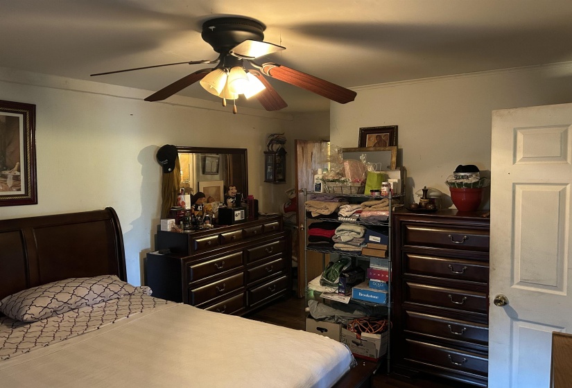 3158 FORD RD, Memphis, Tennessee 38109, 3 Bedrooms Bedrooms, 8 Rooms Rooms,2 BathroomsBathrooms,Residential,For Sale,FORD,10211046