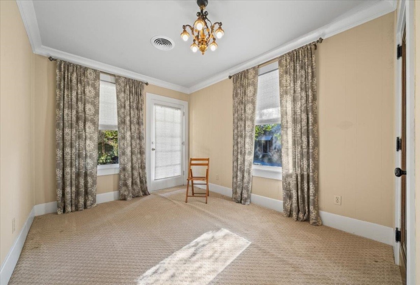 1412 PEABODY AVE, Memphis, Tennessee 38104, 3 Bedrooms Bedrooms, 8 Rooms Rooms,1.1 BathroomsBathrooms,Residential,For Sale,PEABODY,10211069