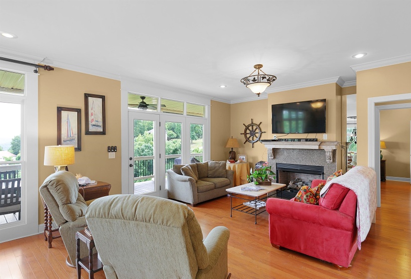 80 VIEW POINT CV, Counce, Tennessee 38326, 5 Bedrooms Bedrooms, 10 Rooms Rooms,4.1 BathroomsBathrooms,Residential,For Sale,VIEW POINT,10211070