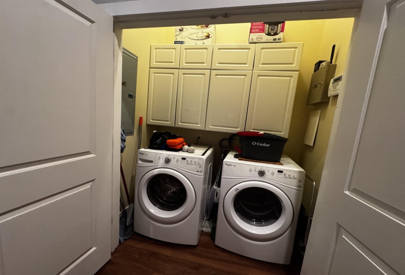 435 FRONT ST, Memphis, Tennessee 38103, 2 Bedroom Bedrooms, 5 Room Rooms,2.1 BathroomBathrooms,Residential,For Sale,FRONT,0,10211115