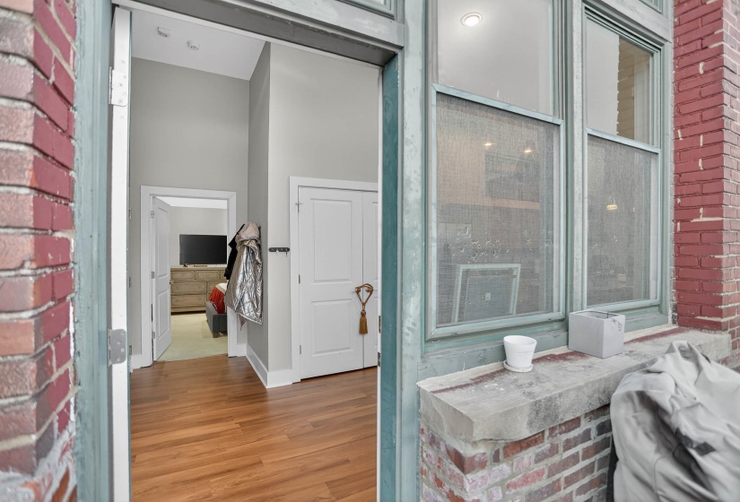 435 FRONT ST, Memphis, Tennessee 38103, 2 Bedroom Bedrooms, 5 Room Rooms,2.1 BathroomBathrooms,Residential,For Sale,FRONT,0,10211115