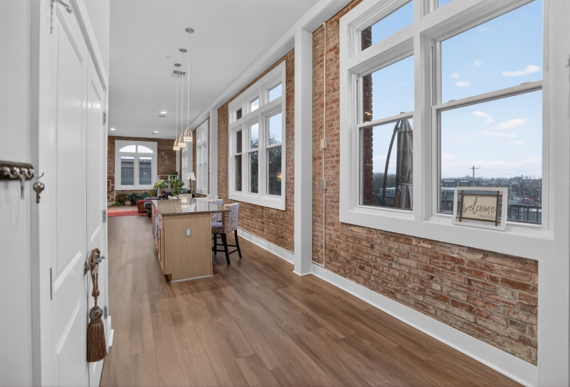 435 FRONT ST, Memphis, Tennessee 38103, 2 Bedroom Bedrooms, 5 Room Rooms,2.1 BathroomBathrooms,Residential,For Sale,FRONT,0,10211115