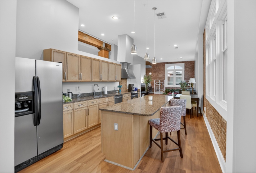 435 FRONT ST, Memphis, Tennessee 38103, 2 Bedroom Bedrooms, 5 Room Rooms,2.1 BathroomBathrooms,Residential,For Sale,FRONT,0,10211115