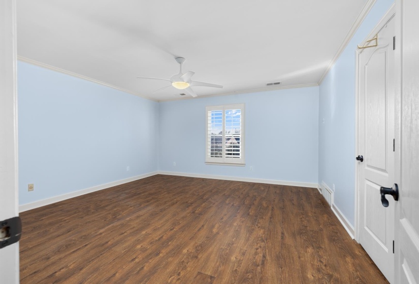 2445 EAGLERIDGE LN, Memphis, Tennessee 38016, 4 Bedrooms Bedrooms, 8 Rooms Rooms,3.1 BathroomsBathrooms,Residential,For Sale,EAGLERIDGE,10211194