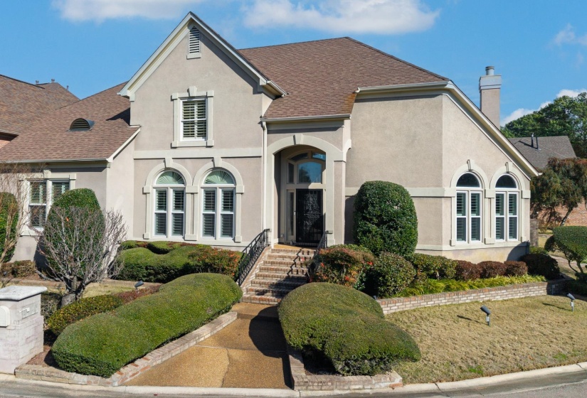 2445 EAGLERIDGE LN, Memphis, Tennessee 38016, 4 Bedrooms Bedrooms, 8 Rooms Rooms,3.1 BathroomsBathrooms,Residential,For Sale,EAGLERIDGE,10211194