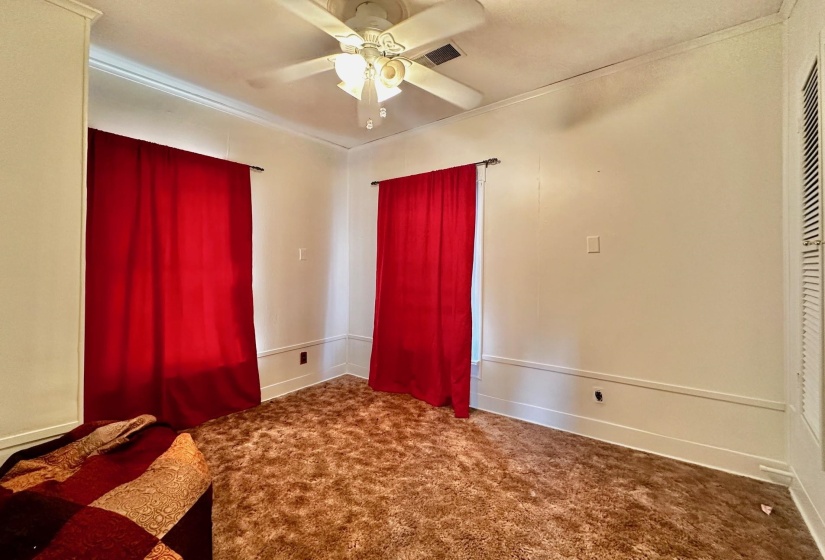 1108 WHITEHAVEN LN, Memphis, Tennessee 38116, 5 Bedroom Bedrooms, 2 Room Rooms,2.1 BathroomBathrooms,Residential,For Sale,WHITEHAVEN,0,10211212