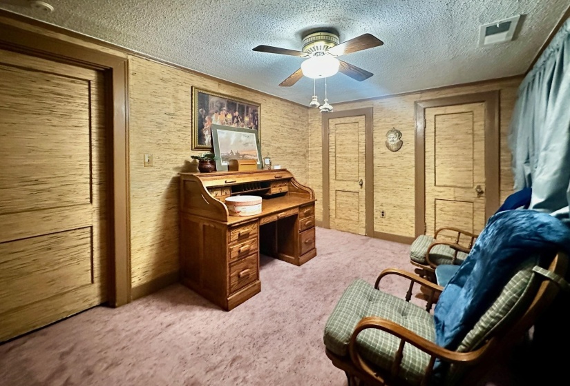 1108 WHITEHAVEN LN, Memphis, Tennessee 38116, 5 Bedroom Bedrooms, 2 Room Rooms,2.1 BathroomBathrooms,Residential,For Sale,WHITEHAVEN,0,10211212
